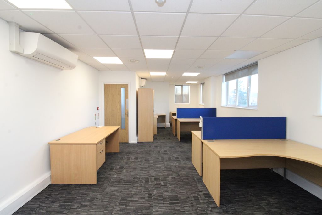 Property photo 2 of 7 Img_6811