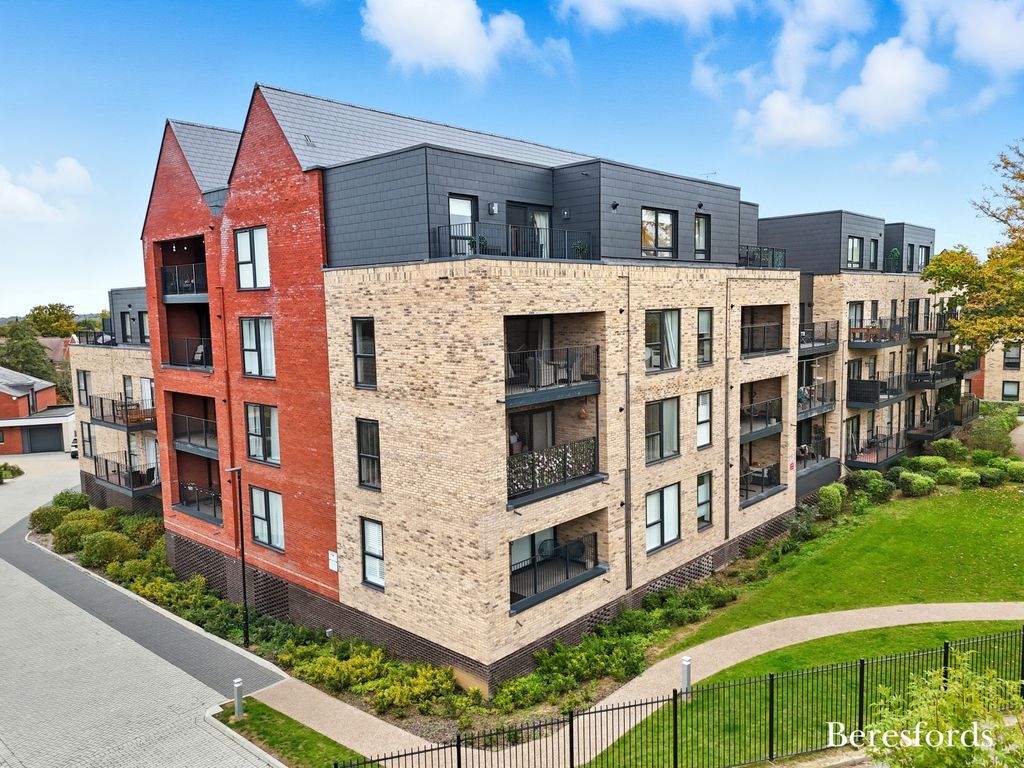 Property photo 1 of 13 Front