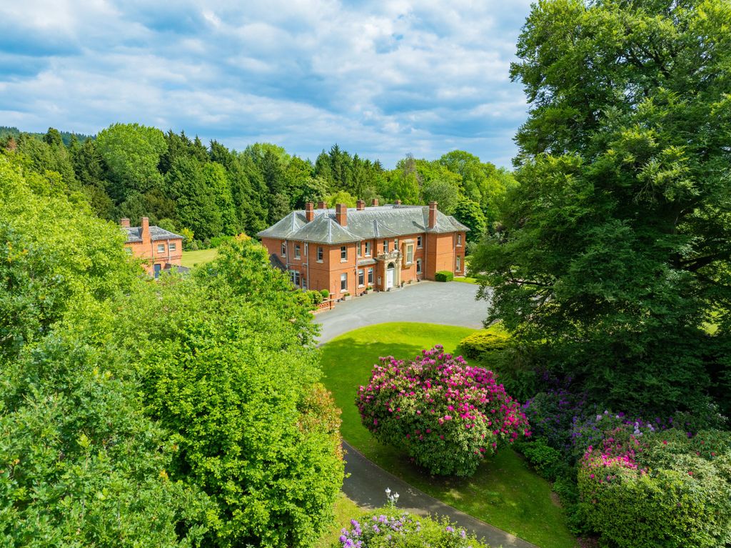 Property photo 1 of 72