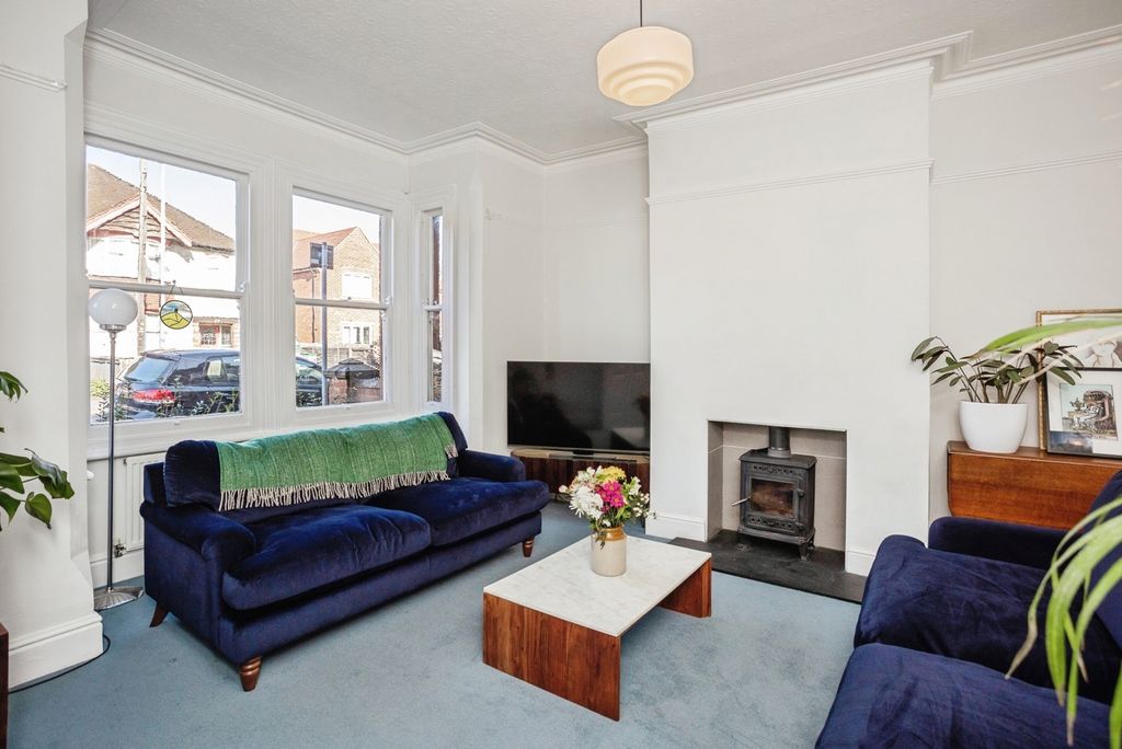 Property photo 2 of 24 Pbox-Img.Jpg