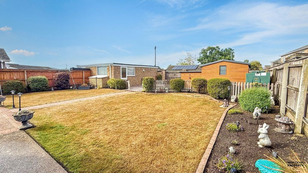 Property photo 2 of 24