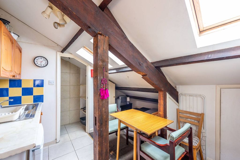 Property photo 3 of 3