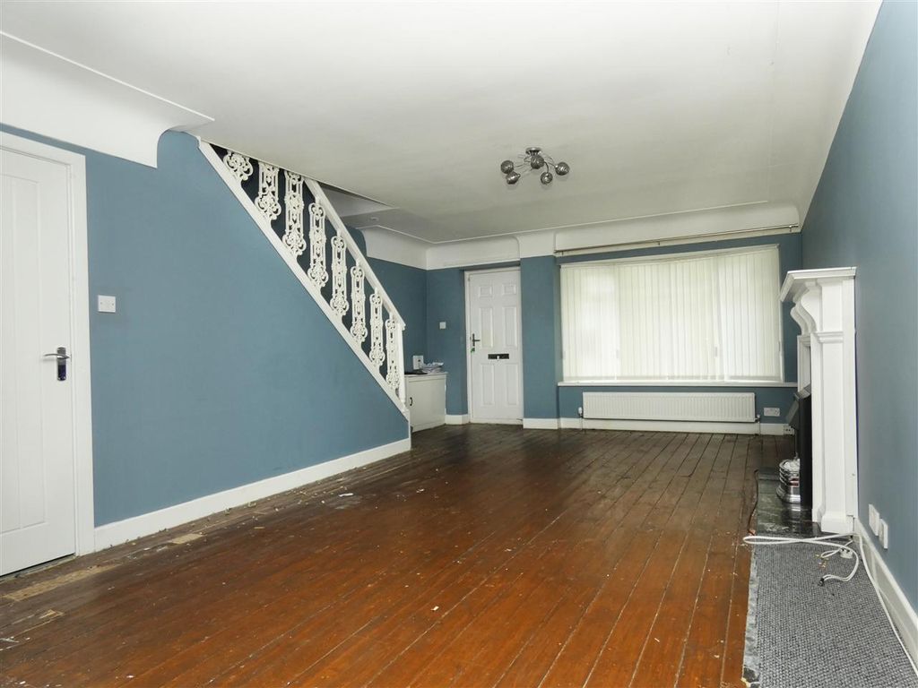 Property photo 3 of 21