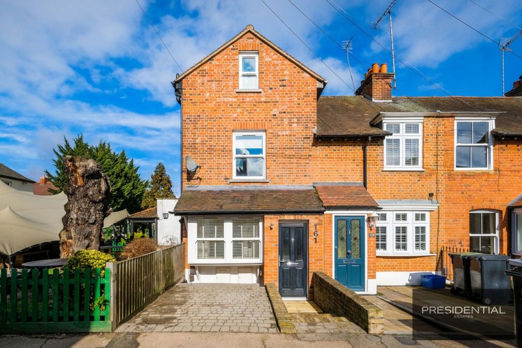 Property photo 1 of 36