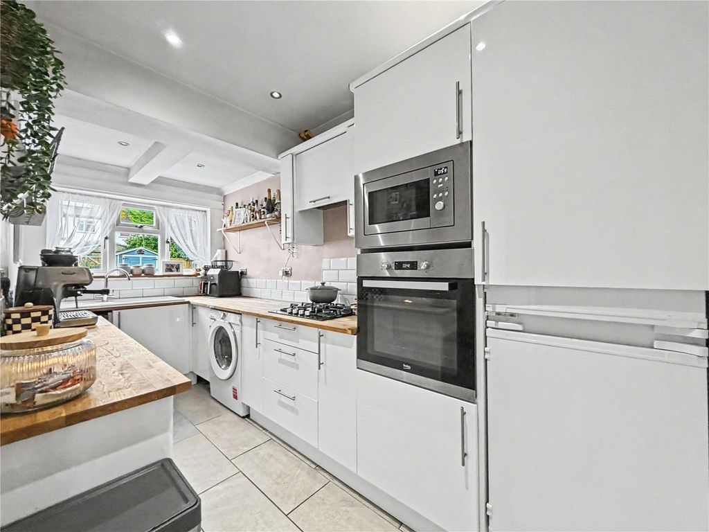 Property photo 2 of 24 Picture No. 07
