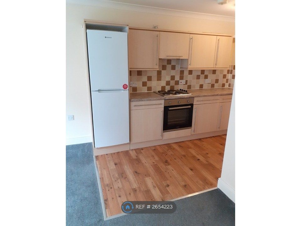 Property photo 2 of 7