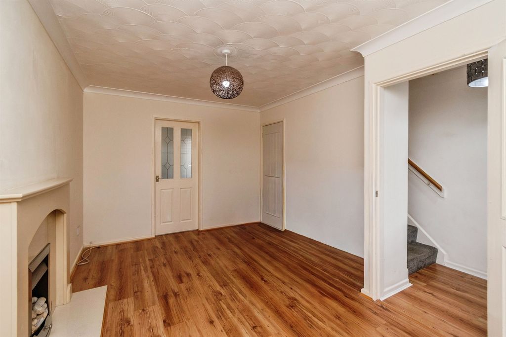 Property photo 3 of 21