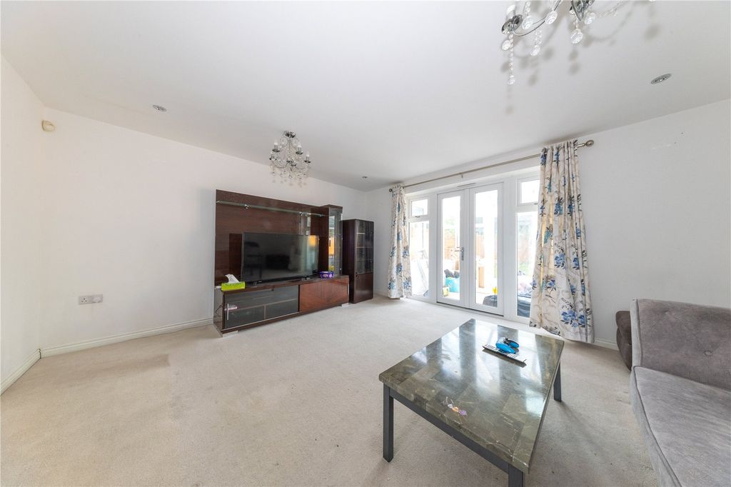 Property photo 2 of 22 Picture No. 53