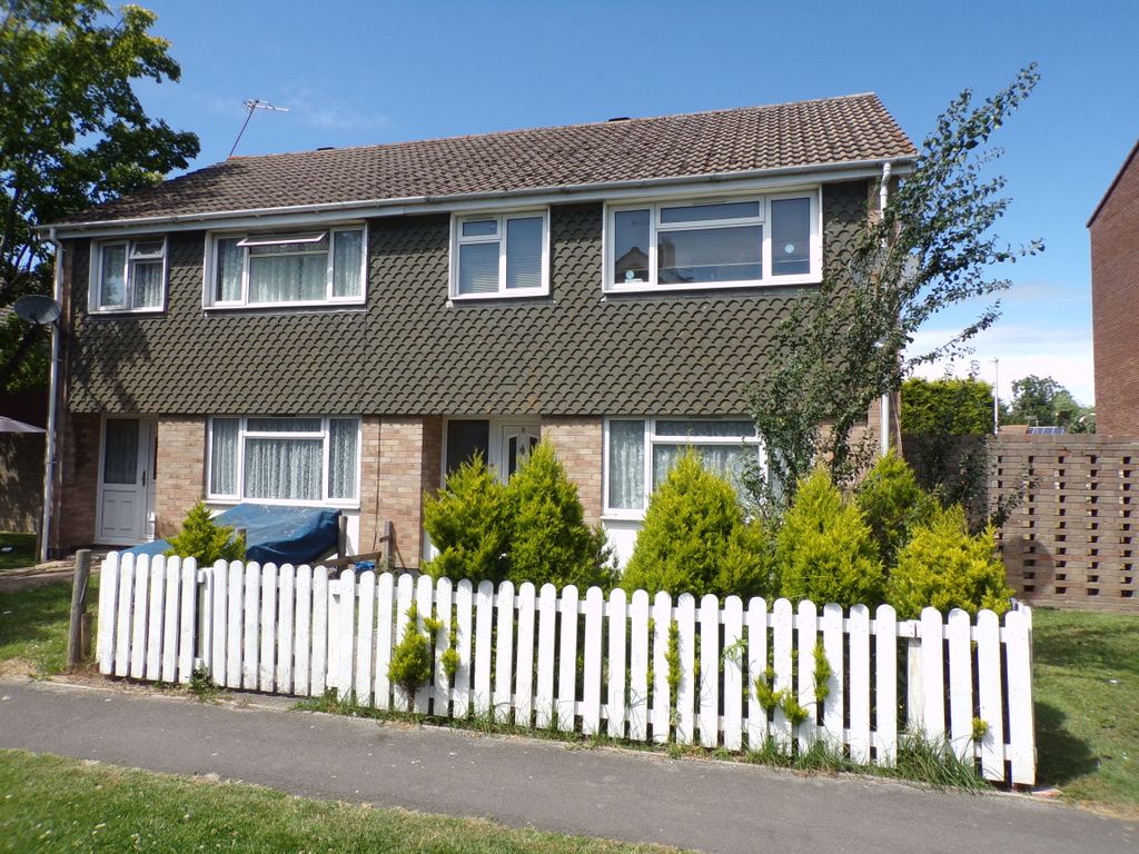 Property photo 1 of 8 Front