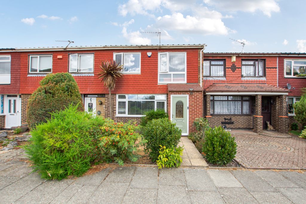 Property photo 1 of 15 3 Bedroom Terraced House For Sale