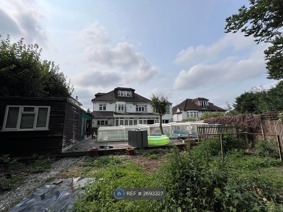 Property photo 3 of 19