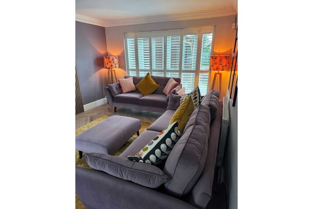 Property photo 3 of 23