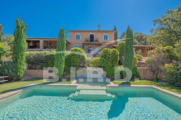 Property photo 2 of 7