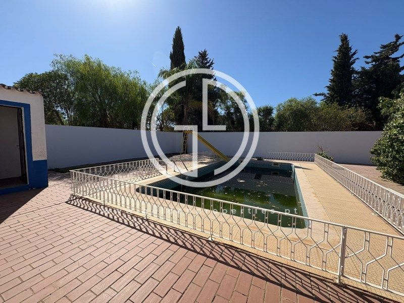 Property photo 1 of 35