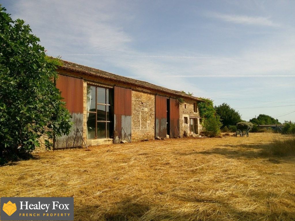 Property photo 2 of 34 2_Barn6A4De6B9Eaf13