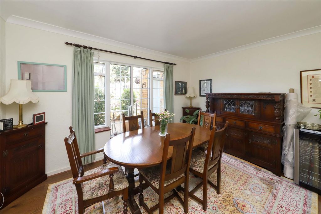 Property photo 3 of 15 Dining Room