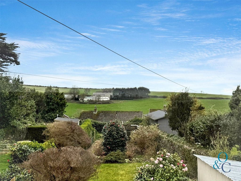 Property photo 2 of 18 Picture No. 08