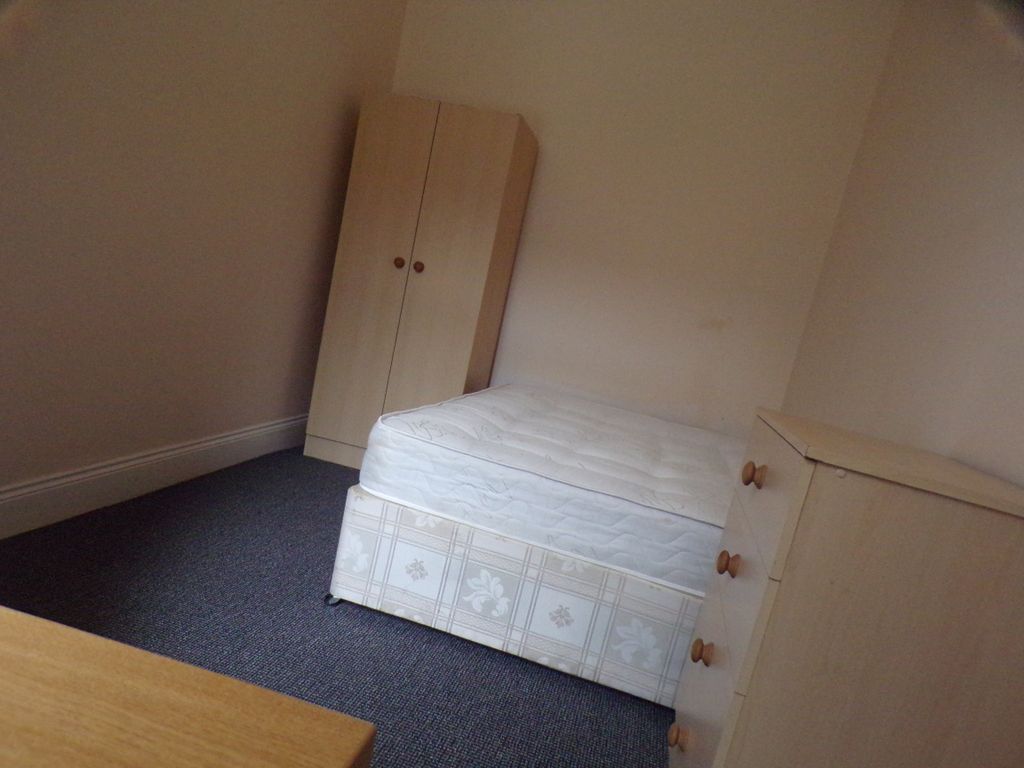 Property photo 2 of 2