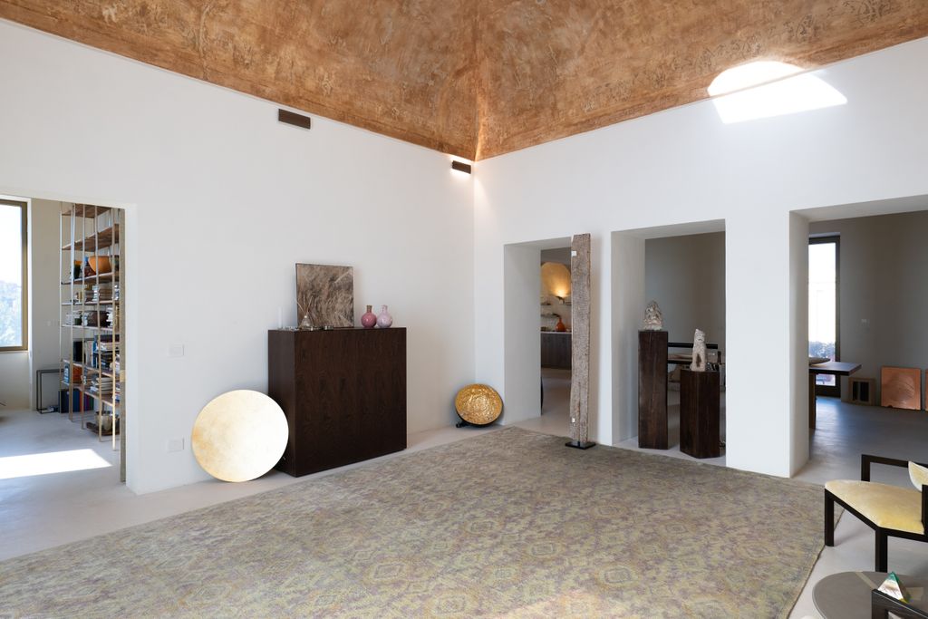 Property photo 3 of 65