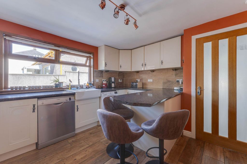 Additional image 6 of 4 bed detached house for saleMilliken Road, Kilbarchan PA10