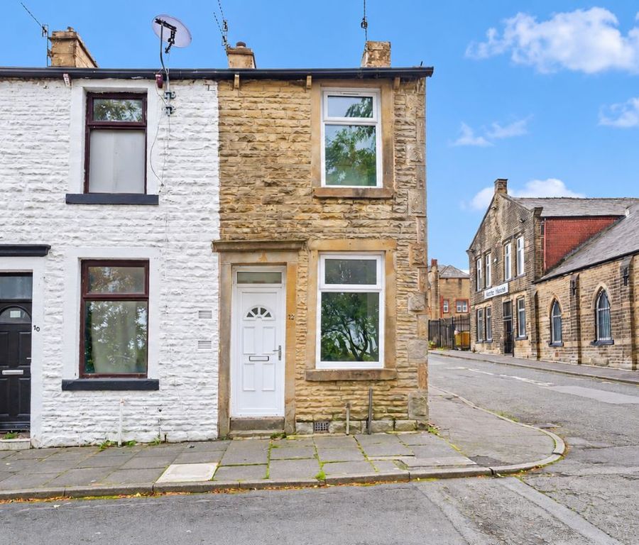 Property photo 1 of 11