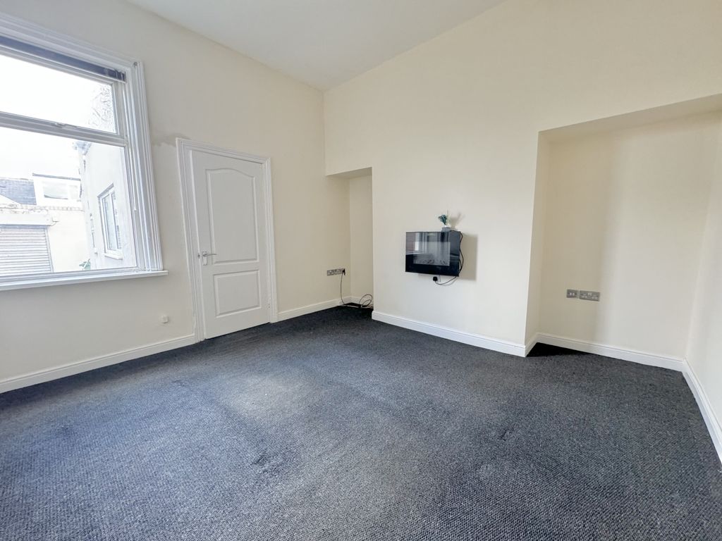 Property photo 2 of 13 Img_9796