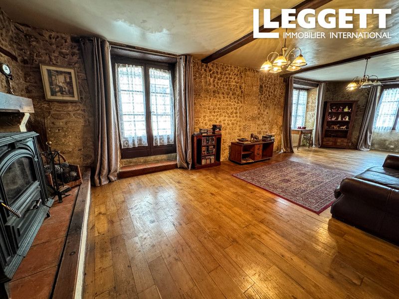 Property photo 3 of 10