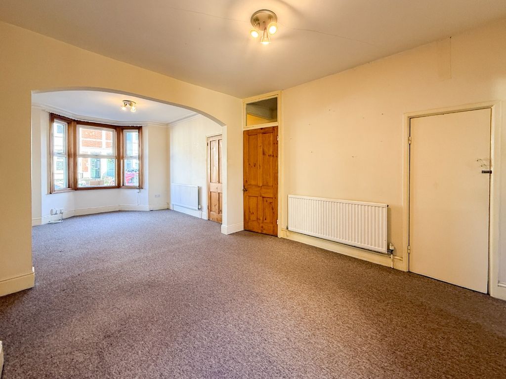 Property photo 3 of 16 4793133