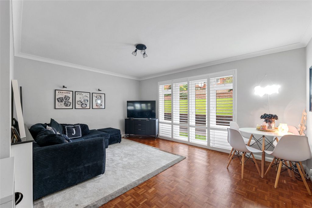 Property photo 3 of 12 Picture No. 10