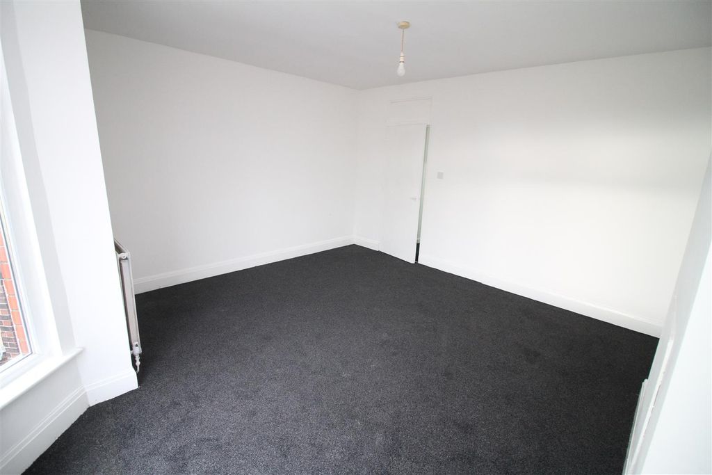 Property photo 3 of 8 Img_6570[1].Jpg