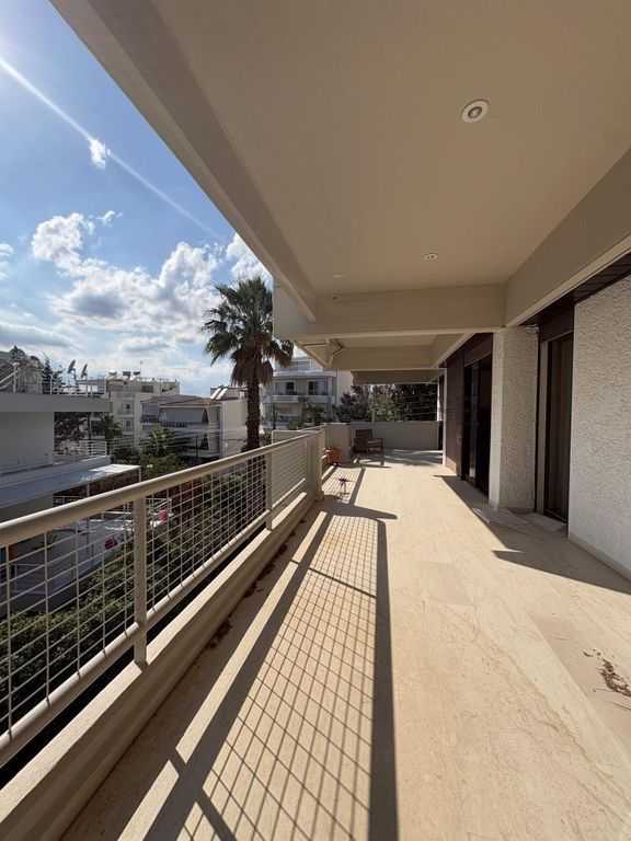 Property photo 1 of 41 Apartment, 195 Sq, For Sale