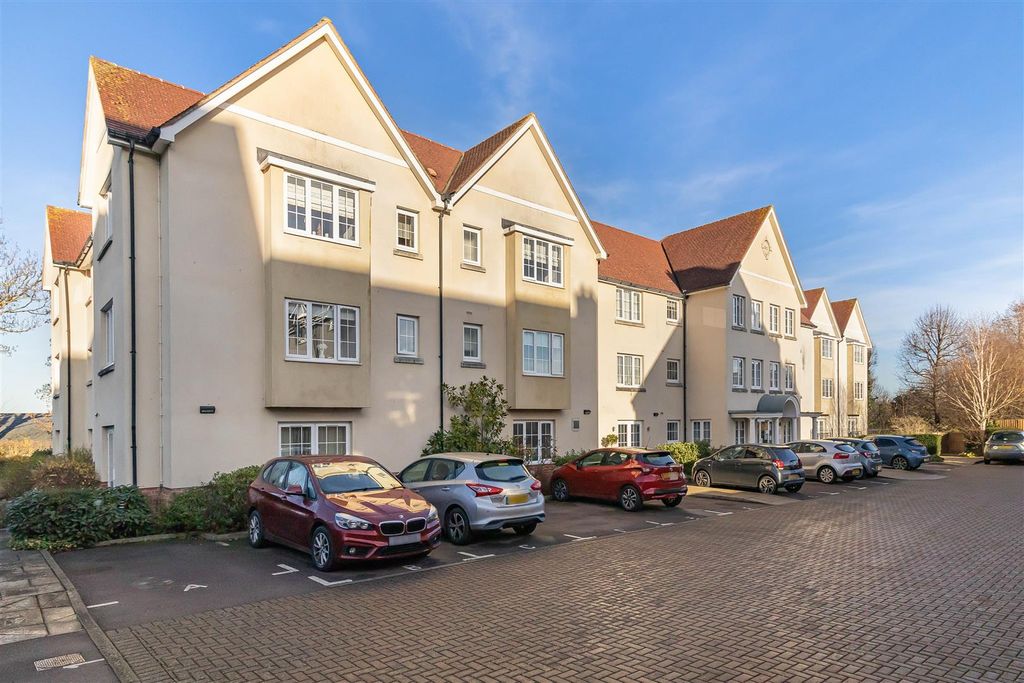 Property photo 1 of 12 31_69243.Jpg