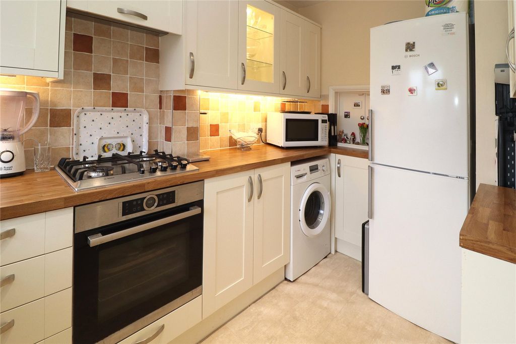 Property photo 2 of 15 Picture No. 06