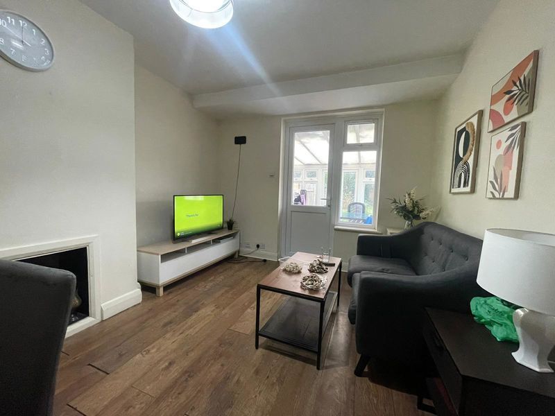 Property photo 1 of 11 Photo 2