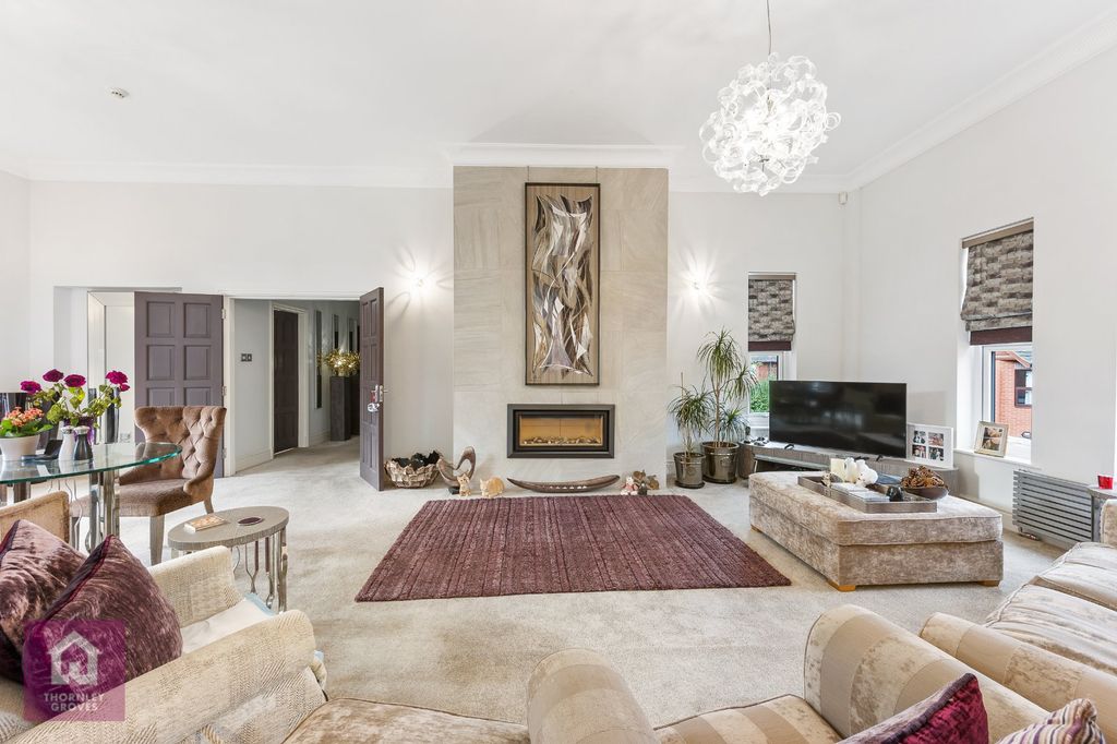 Property photo 3 of 23 Picture 3