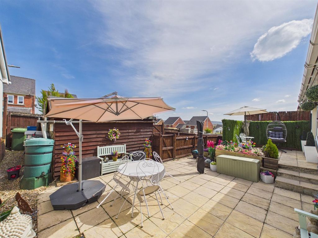 Property photo 3 of 17 Cam04045G0-Pr0087-Still012.Jpg