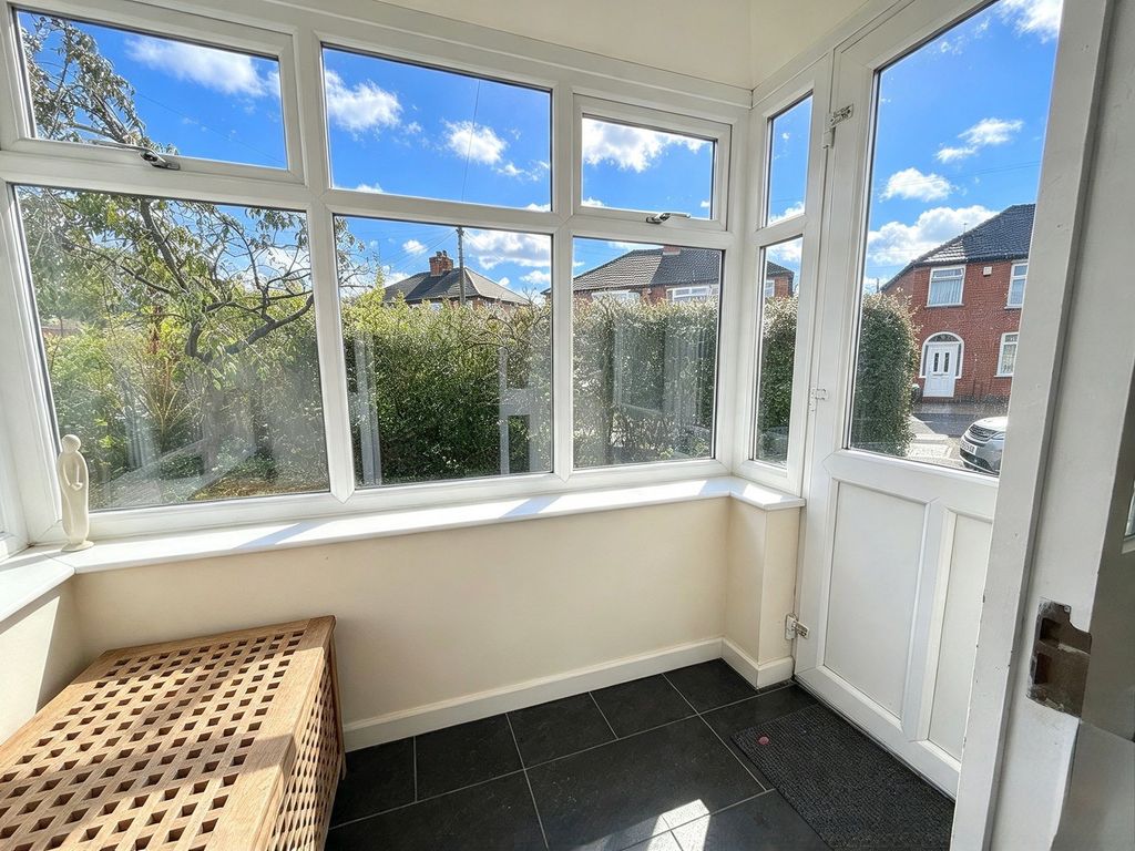 Property photo 2 of 46