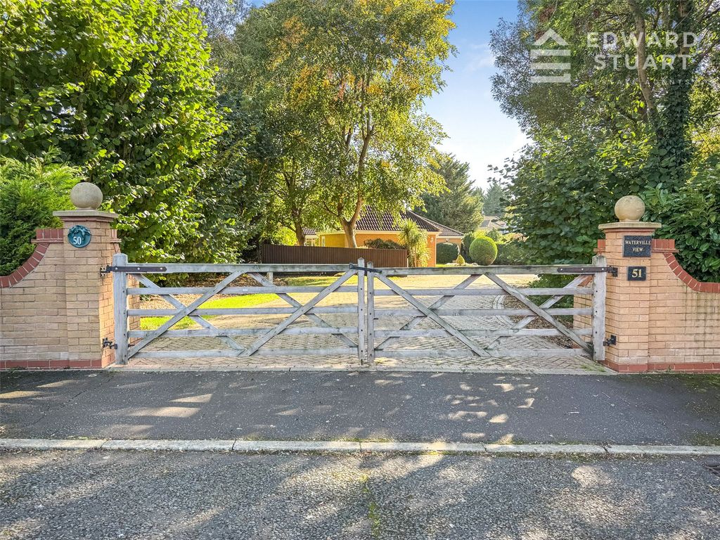 Property photo 2 of 26 Picture No. 27