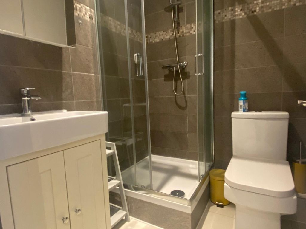 Property photo 3 of 7 3686573
