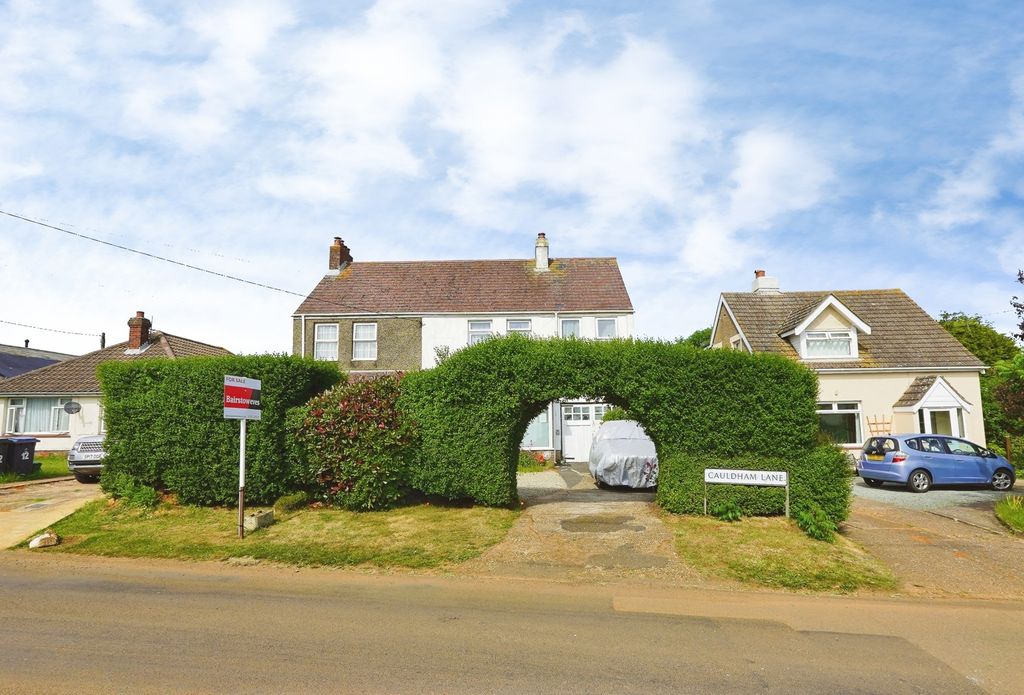 Property photo 1 of 17 Pbox-Img.Jpg