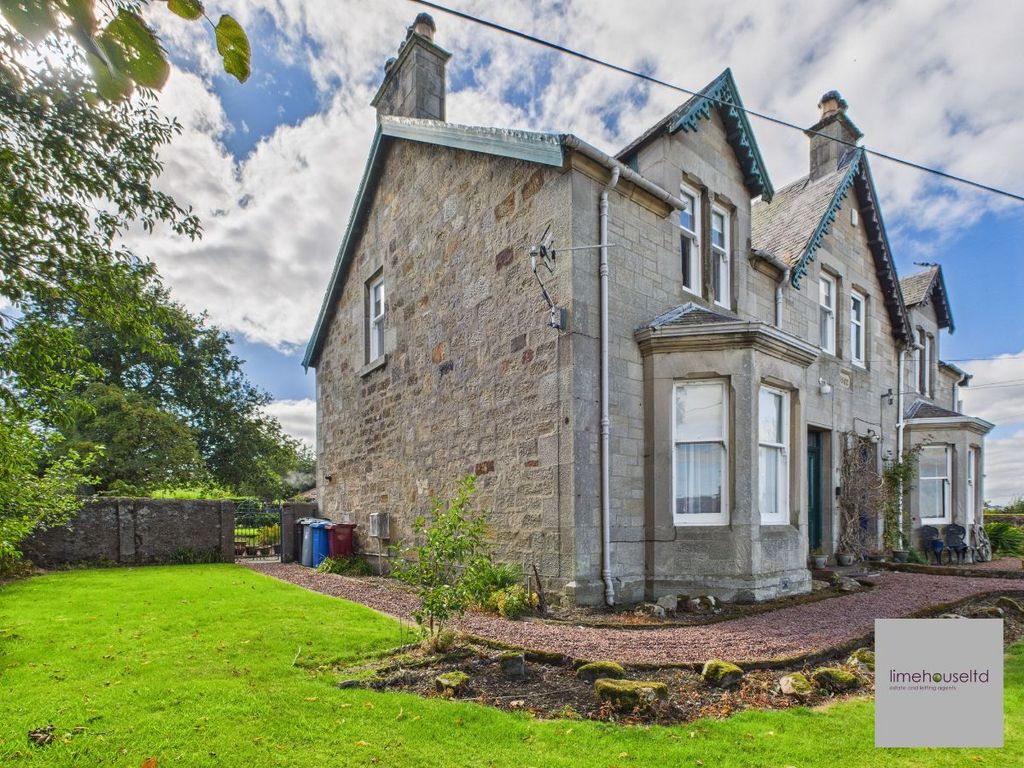 Property photo 3 of 43