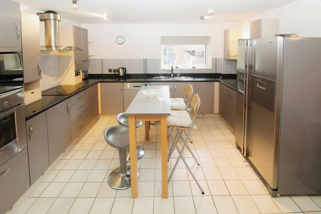 Property photo 3 of 13 Picture No. 20