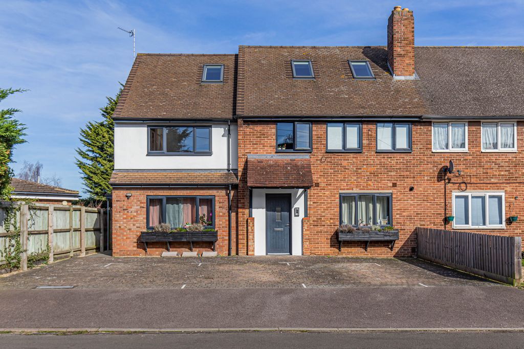 Property photo 1 of 22 974885