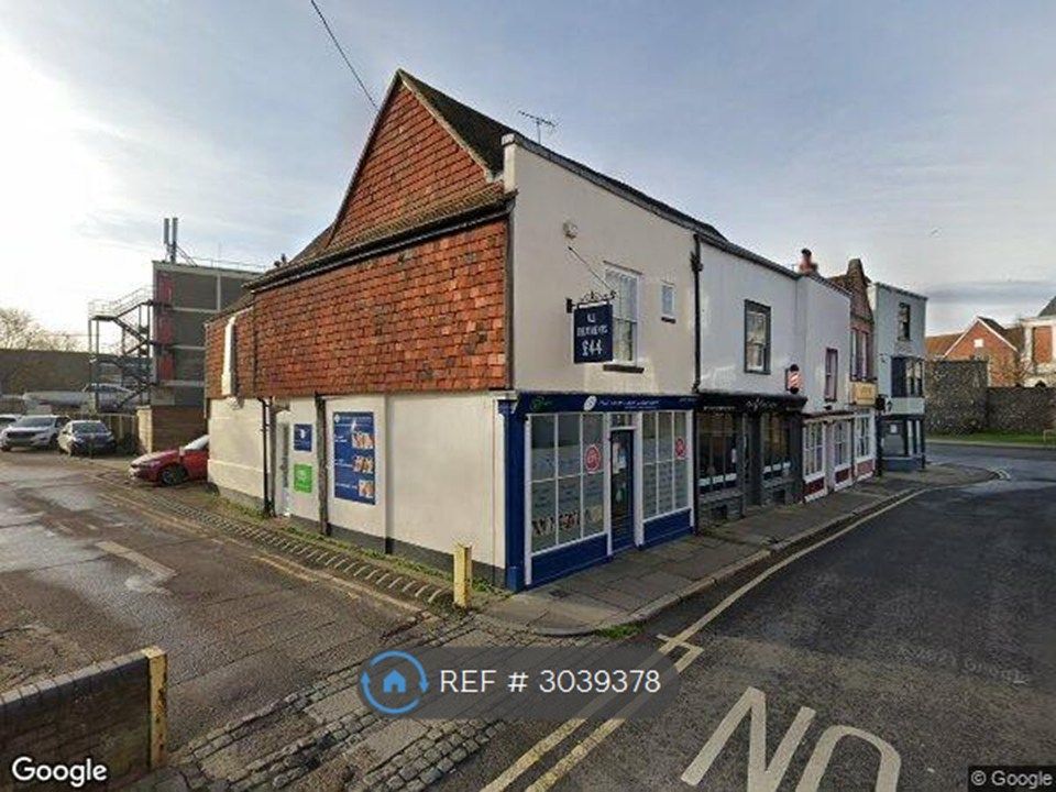 Property photo 2 of 10