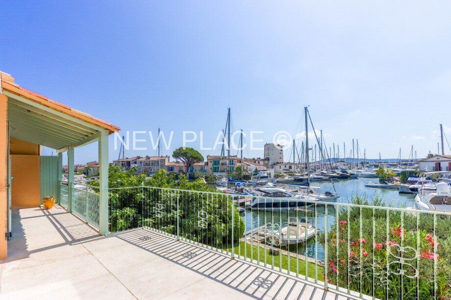 Property photo 1 of 6 Port Grimaud - Superb 4-Bedroom Mansion With Large 17m Boat Mooring