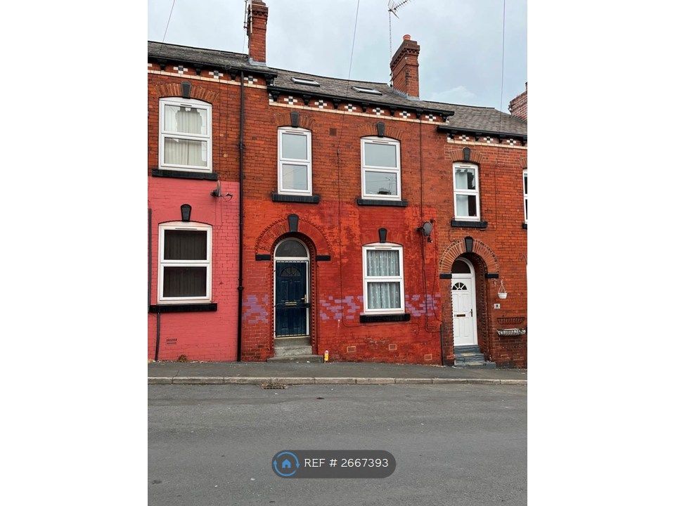 Property photo 1 of 21 House