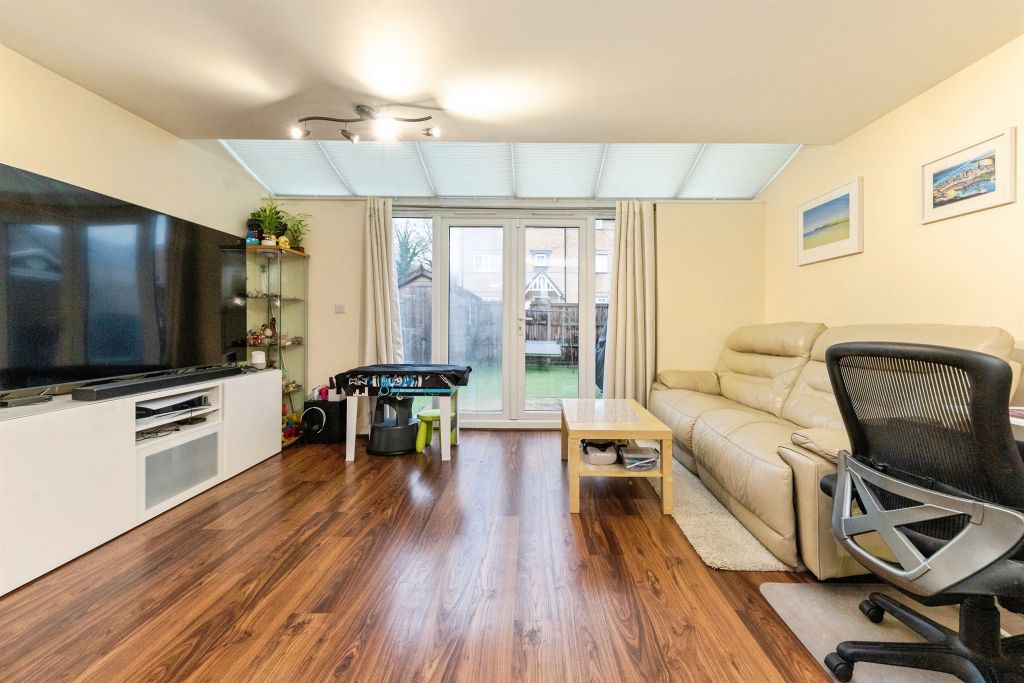 Property photo 3 of 18