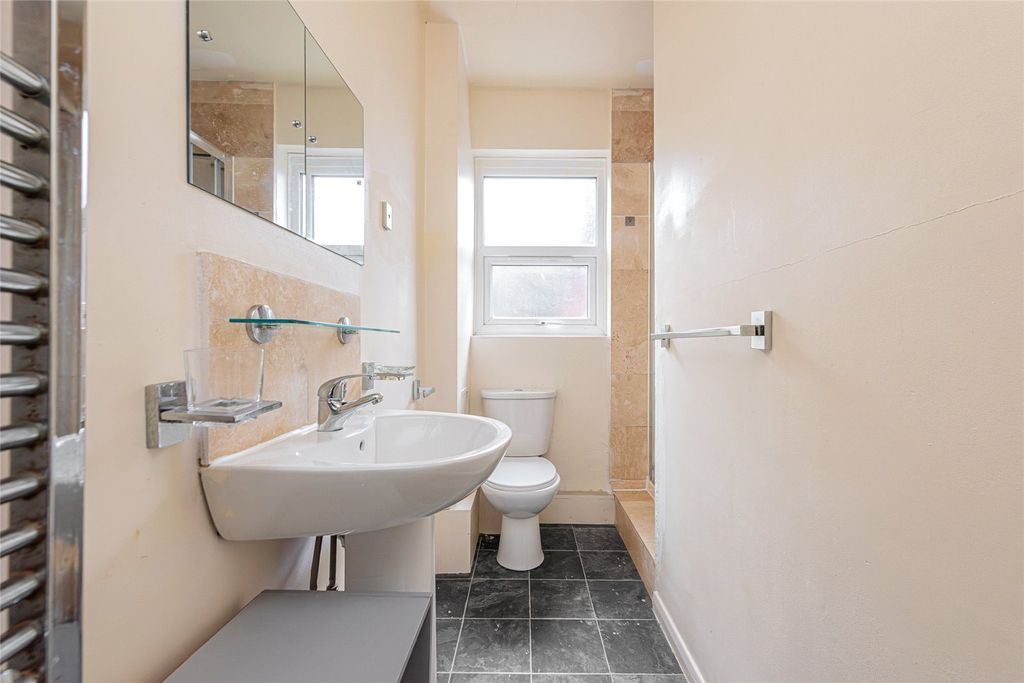 Property photo 2 of 4 Picture No. 03