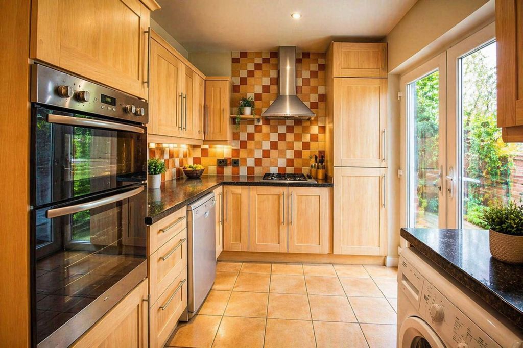 Property photo 2 of 12