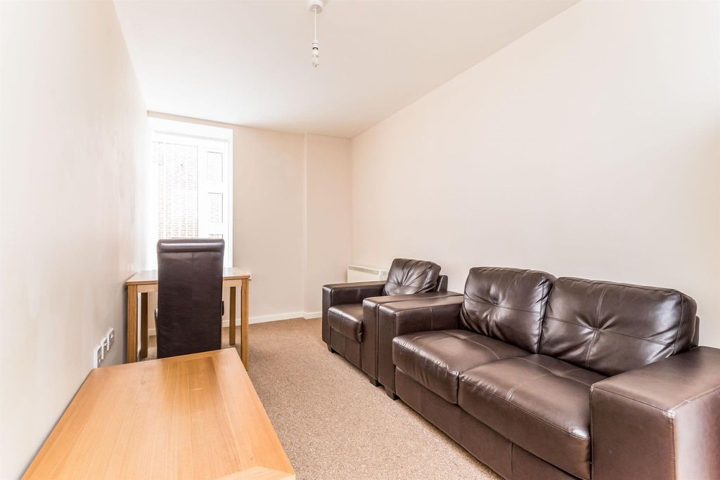 Property photo 2 of 9 Living Room